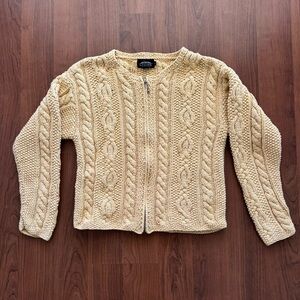 Icelandic Design Women’s Zip Up Sweater